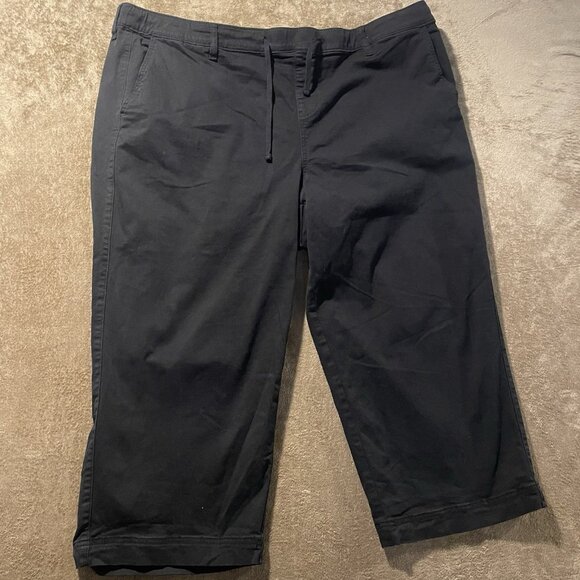 Torrid Pants Women's 4X Plus Black Cropped Capri Stretch Drawstring Casual - Picture 1 of 7